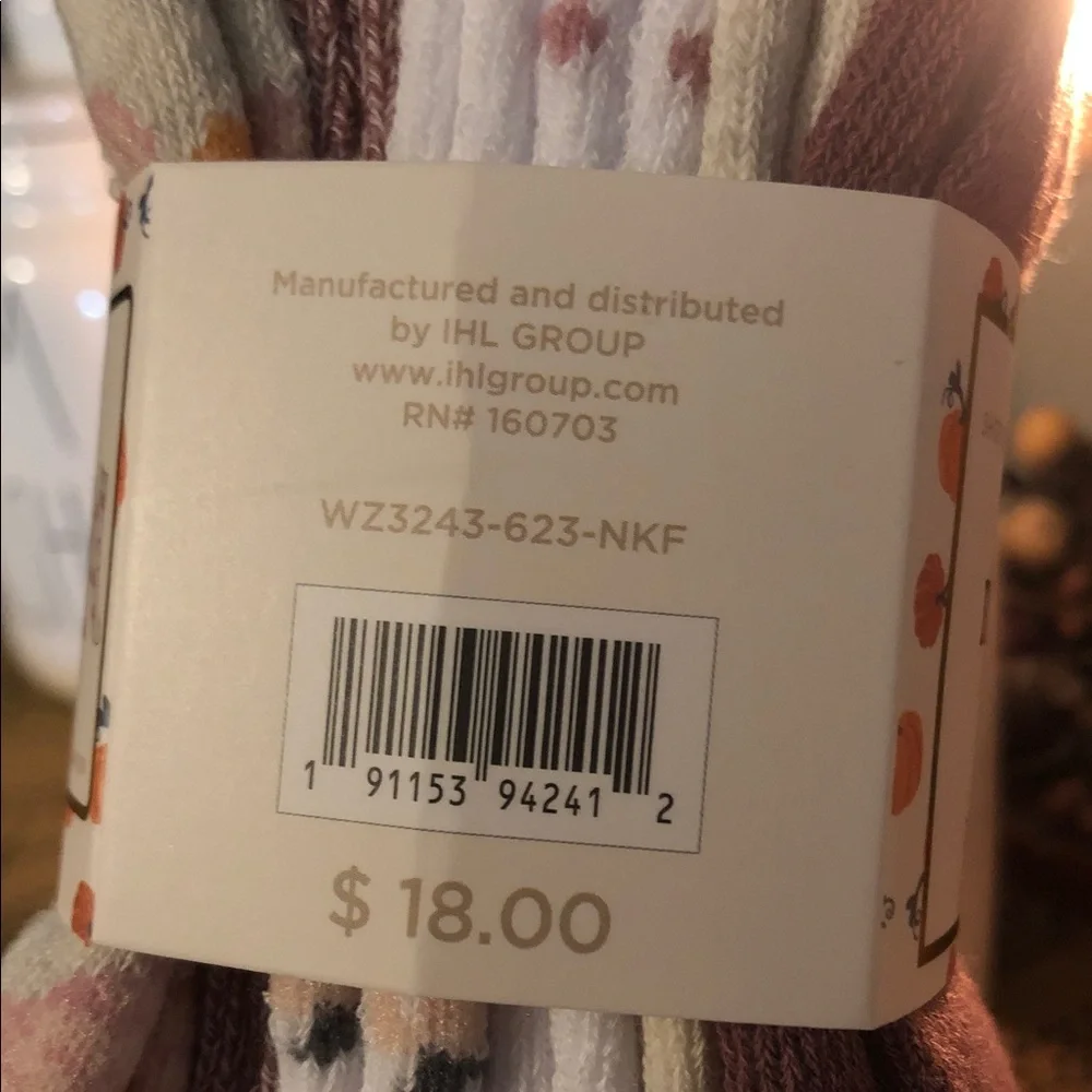 Rae Dunn Fall Themed 6 Pair Women’s Cushioned Quarter Socks Shoe Size 4-10